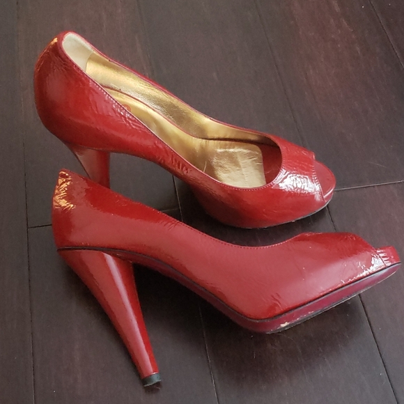 Dolce Gabbana Peep Toe Heels - Picture 4 of 11